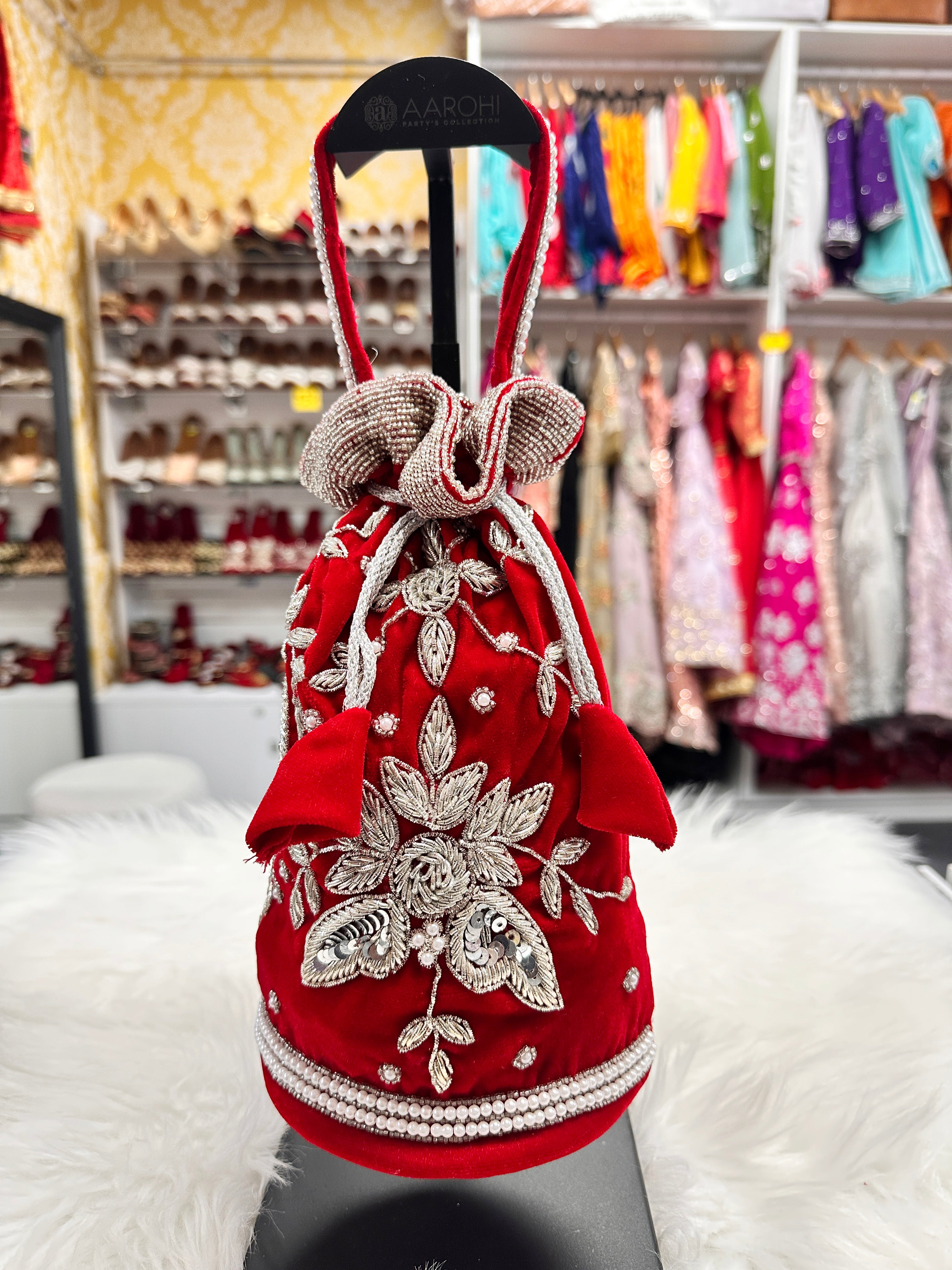 Teej Special Thaili (Pouch)